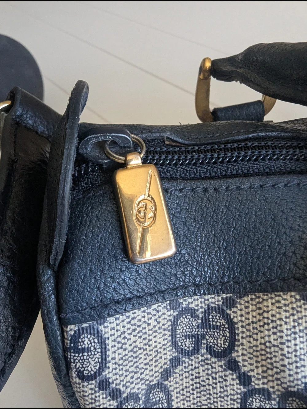 vintage Gucci GG Supreme Sherry Line Boston Bag
